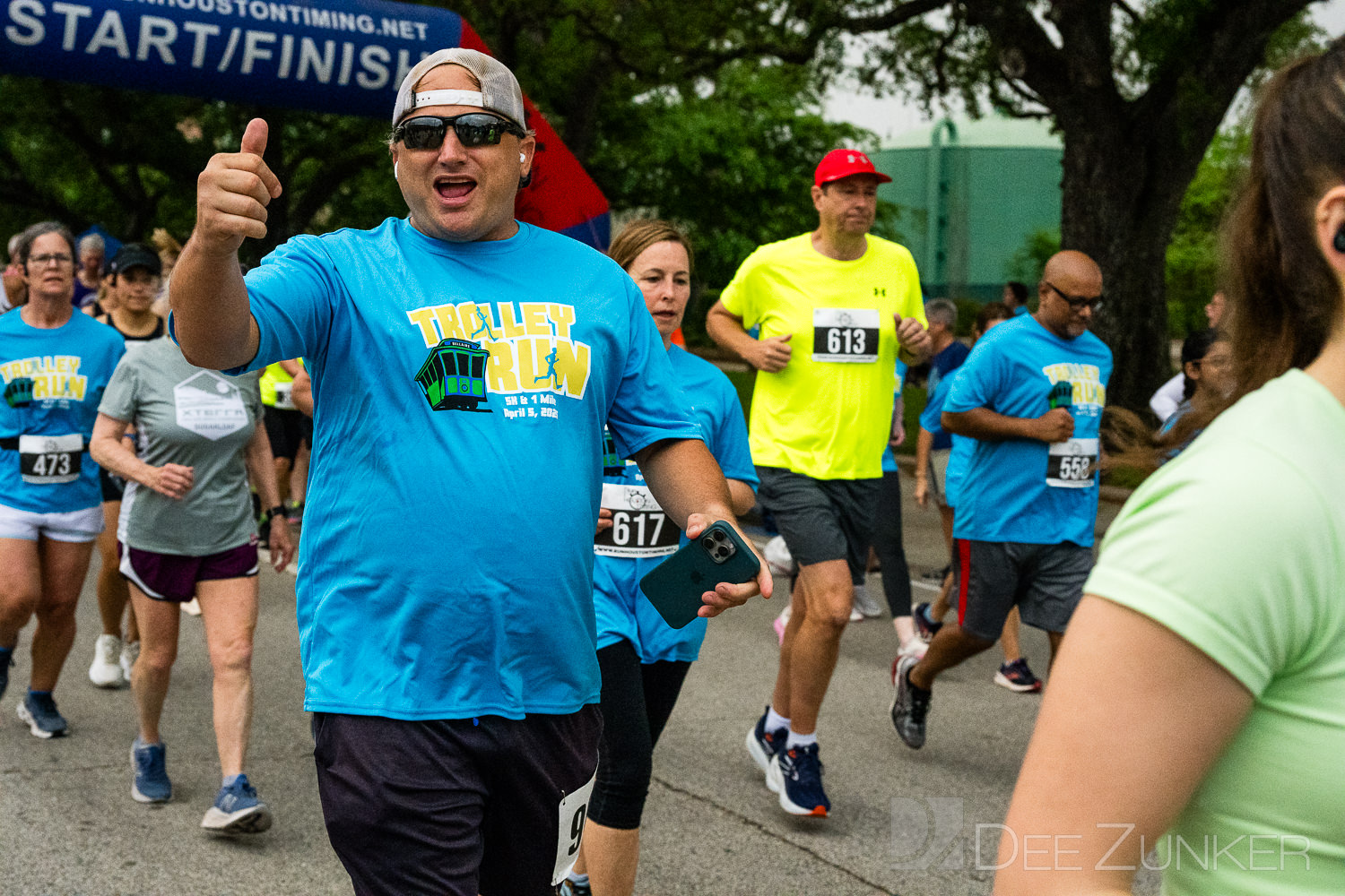 CityBellaire-TrolleyRun2025-5k-049.NEF  Houston Commercial Architectural Photographer Dee Zunker