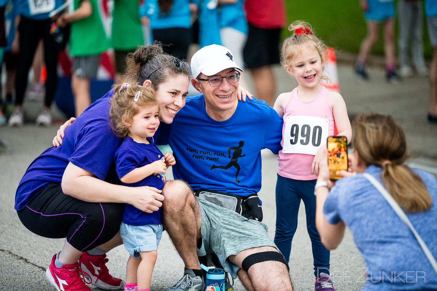 CityBellaire-TrolleyRun2025-PreRace-016.NEF  Houston Commercial Architectural Photographer Dee Zunker