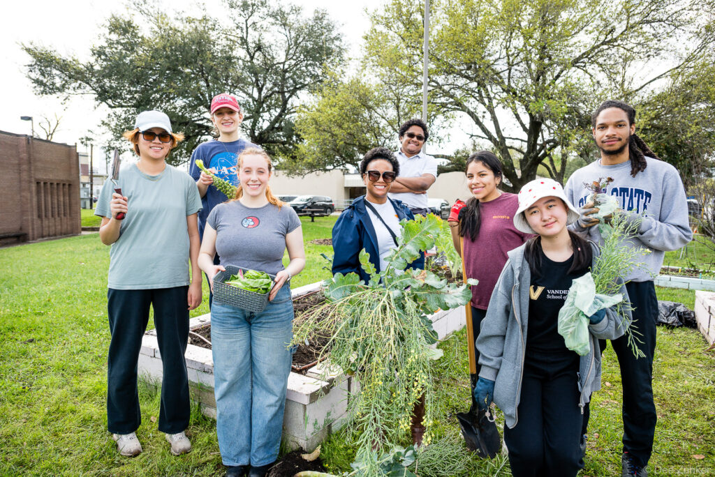 Clark Scholars Program Hosuton visits Houston Health Foundation