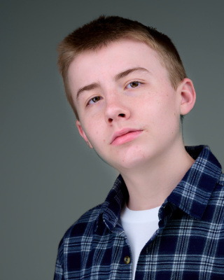 4448-Act-TimothySturm-Look1-025