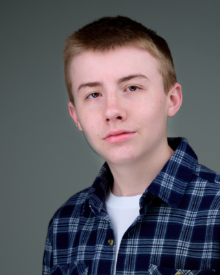 4448-Act-TimothySturm-Look1-027