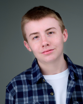 4448-Act-TimothySturm-Look1-043