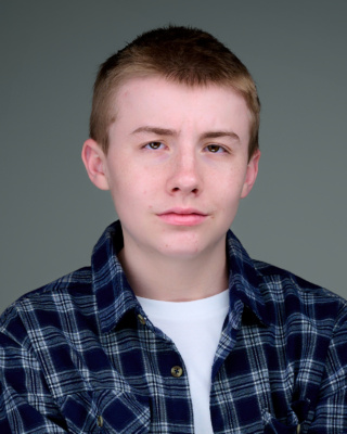 4448-Act-TimothySturm-Look1-050