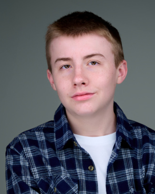 4448-Act-TimothySturm-Look1-054